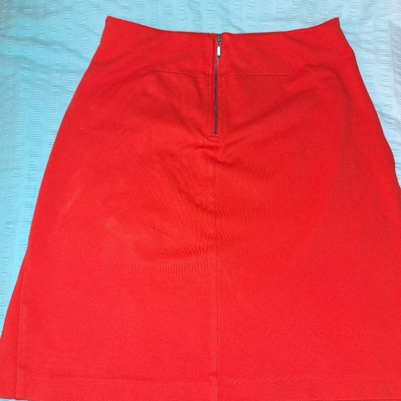 Cabi Red Mini Skirt Women's Size 2 - Picture 6 of 7